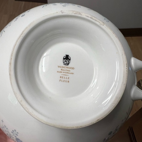 EUC VINTAGE WEDGEWOOD BELLE FLEUR COVERED VEGETABLE SERVING BOWL w PLATINUM TRIM - Picture 7 of 7